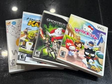 Nintendo Wii Video Game Lot - Donkey Kong Ghostbusters Hello Kitty Seasons