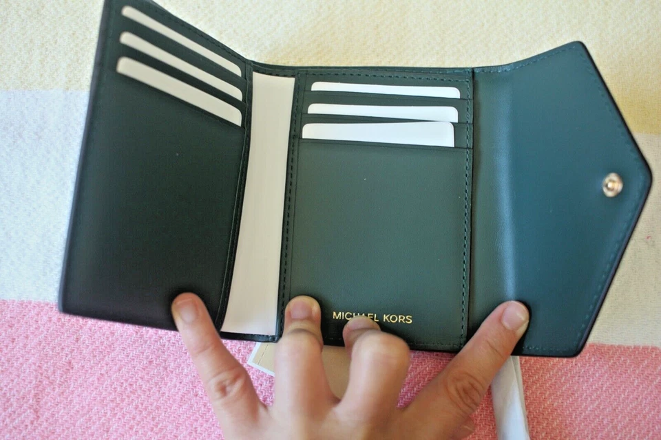 Michael Kors  Small Blakely Color-Block Leather Envelope Wallet Green NWT - Image 4 of 4