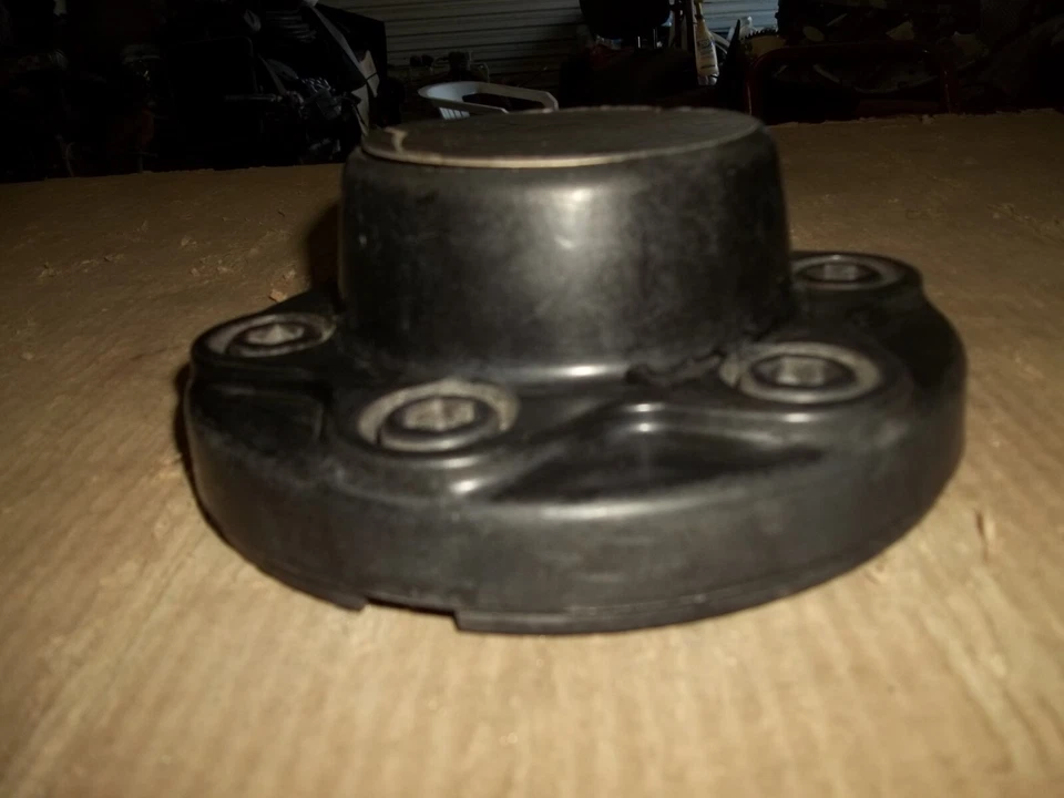 Центральный колпак ступицы обода грузовика 88 89 Chevrolet GMC C2500 крышка ступицы ЧЕРНЫЙ 6 ЗАЖИМОВ - Изображение 3 из 4