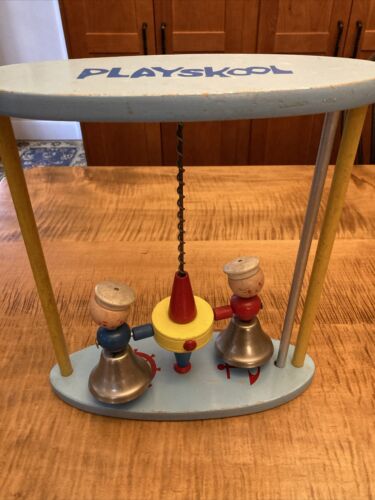 Vintage 1930-1940er PLAYSKOOL Holz Flip Spielzeug Glocke läuten skurrile Segler