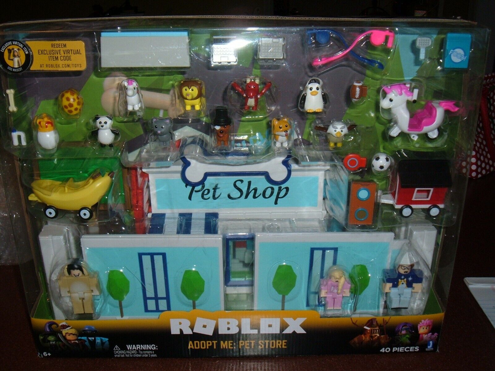 Roblox Celebrity Adopt Me Pet Shop Store 40 Pieces Playset Includes Virtual  Code 191726022213