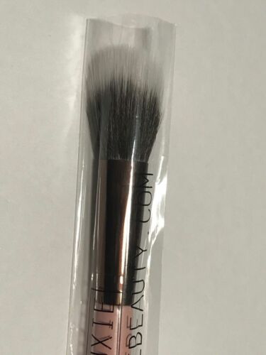 Luxie Rose Gold Duo Fibre Powder Brush 516 Bronzer Blush Brush Pink RV: $22 - Picture 3 of 3