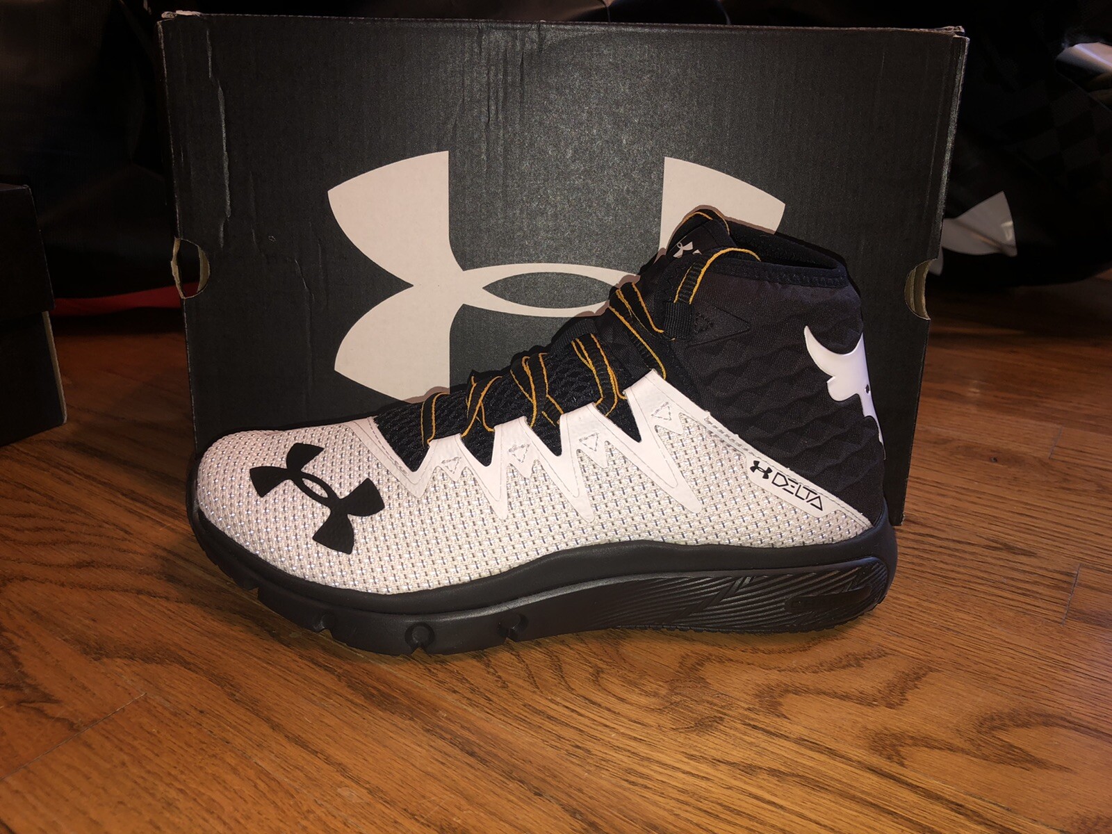 rock delta training shoes