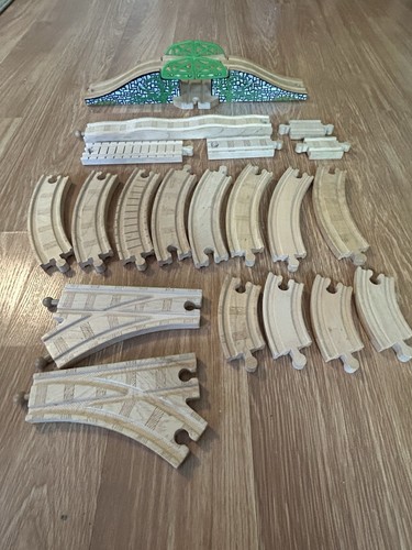 Thomas & Friends Wooden Draw Bridge Railway Train Track Set of 20 - Picture 6 of 8