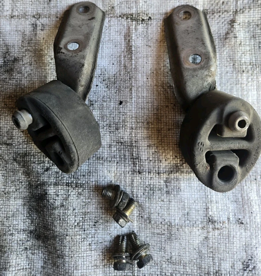 92-99 Lexus SC300 SC400 LADO DIREITO E ESQUERDO SUBQUADRO ESCAPAMENTO CABIDE E MONTAGEM - Imagem 3 de 4