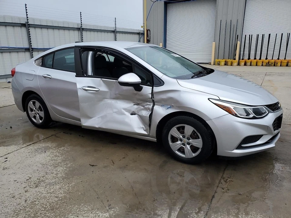 Used Fuel Tank fits: 2017 Chevrolet Cruze VIN B 4th digit New Style Grade A Foto 4 de 4