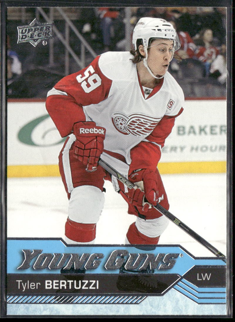 2016-17 Upper Deck Tyler Bertuzzi Young Guns RC #471 Detroit Red Wings