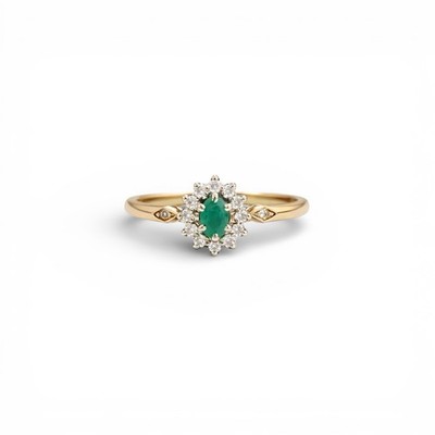 9ct 9k Yellow Gold Natural Green Emerald And Diamond Ladies Ring Size K. New