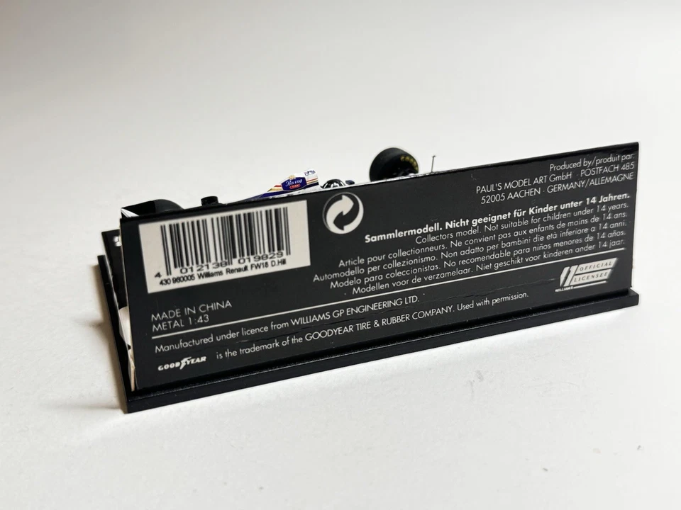 Minichamps F1 1:43 D Hill Williams Renault FW18 Campeón del Mundo 1996 GP de Japón Foto 2 de 4