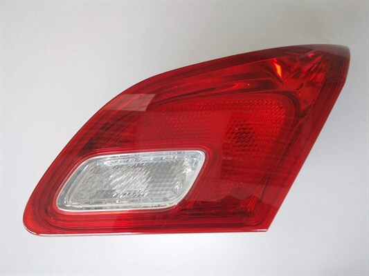 Right MAGNETI MARELLI 714021641817 Combination Rearlight for OPEL
