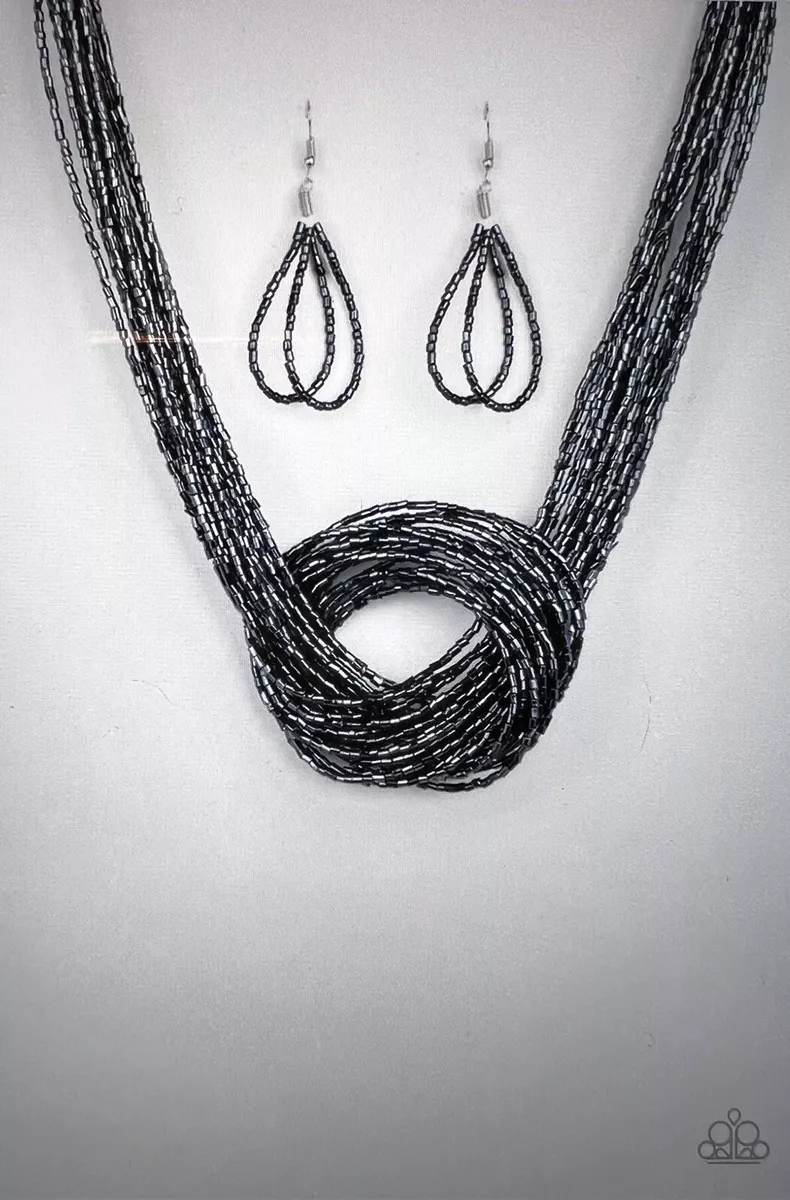 Knotted knockout on sale black necklace