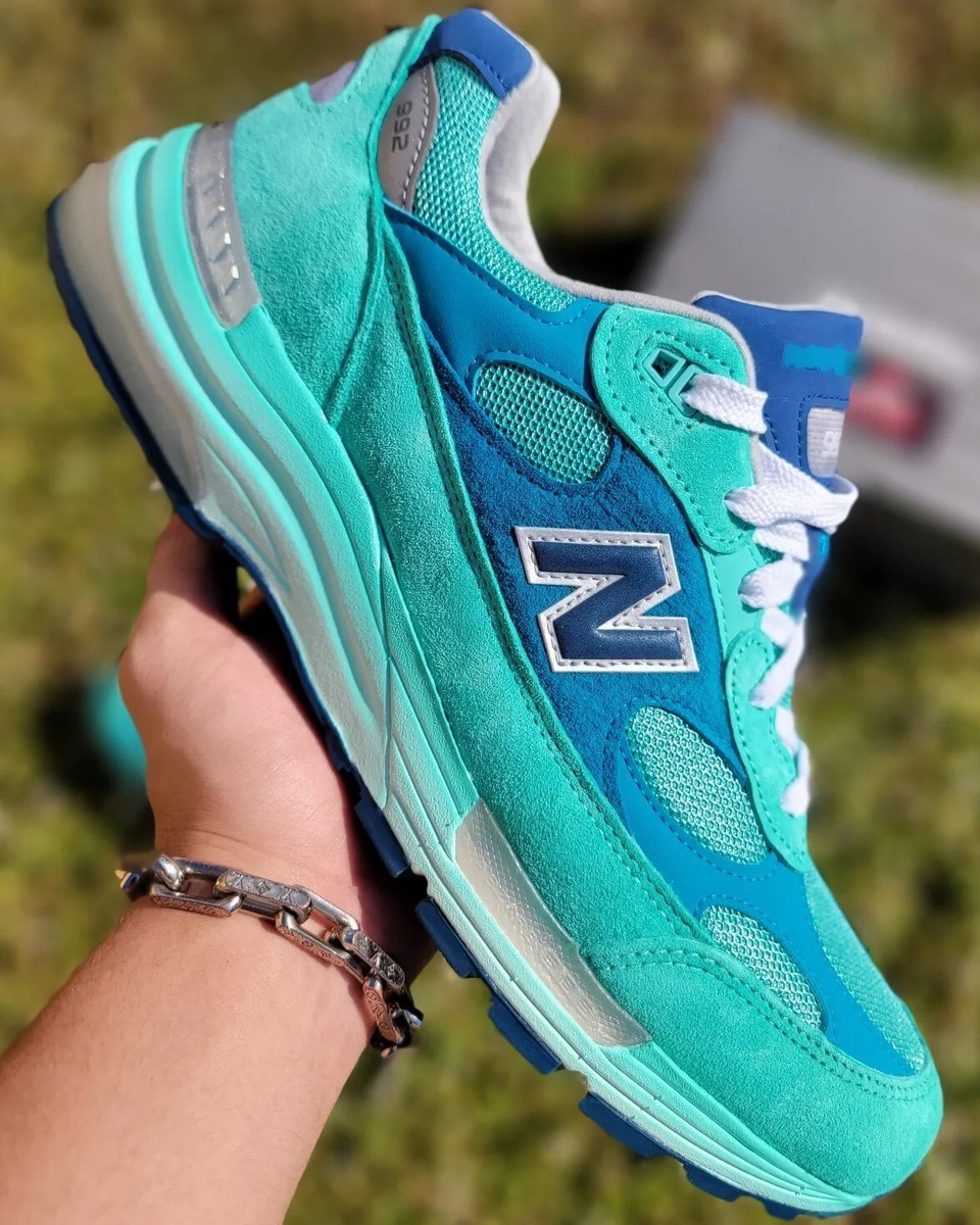 Size 10.5 - New Balance 992 Made in USA Blue Silver Metallic Size 10.5 - New Balance 992 Made in USA Blue Silver Metallic