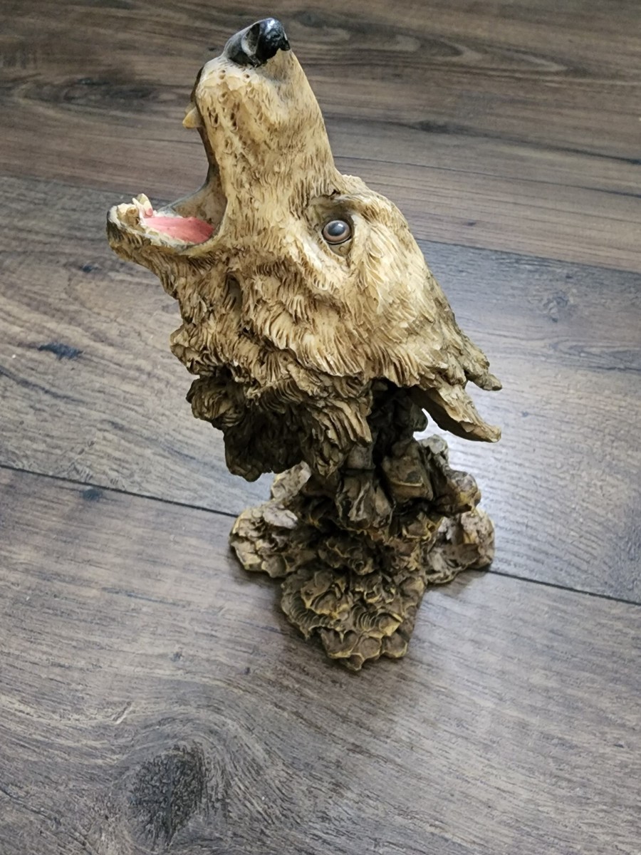 Howling Wolf Head