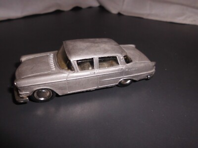 Modellauto von Danhausen tin wizard Opel Kapitän 59/63 unlackiert