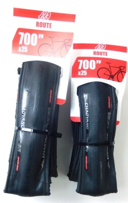 Pneu Chaoyang Kestrel rigide 700x38c noir/reflex