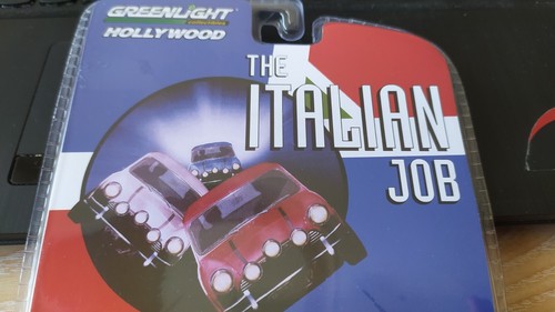 GREENLIGHT - 1967 AUSTIN MINI COOPER S 1275 MK1 RED 1/64 APROX *NEW* - Picture 3 of 4