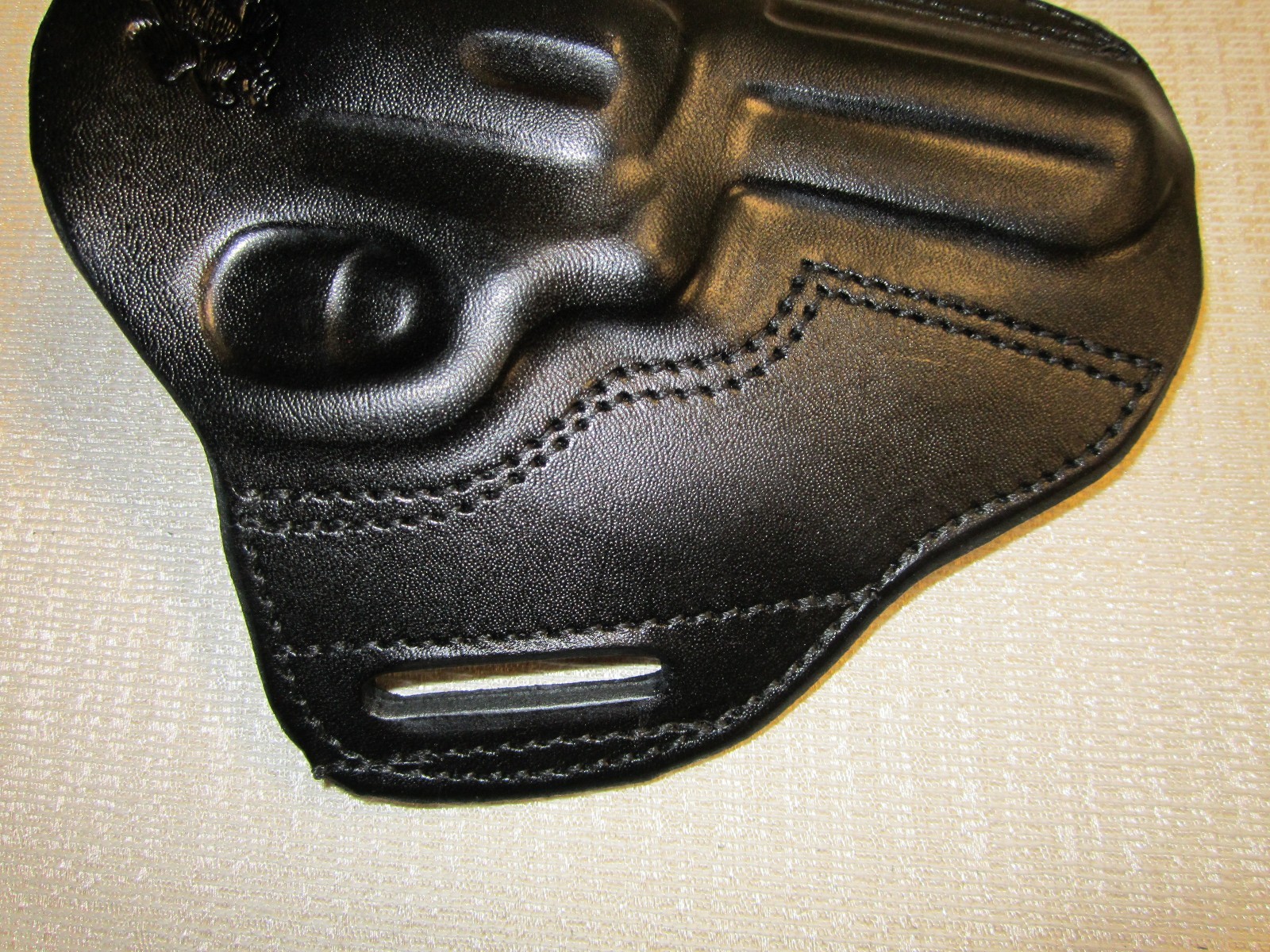 FITS Ruger SP101 357 with 3.2" barrel, formed leather,owb, Pancake belt