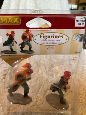 Lemax Village Collection 52024 Christmas Village Heroes 2 Figures 2005. New In B