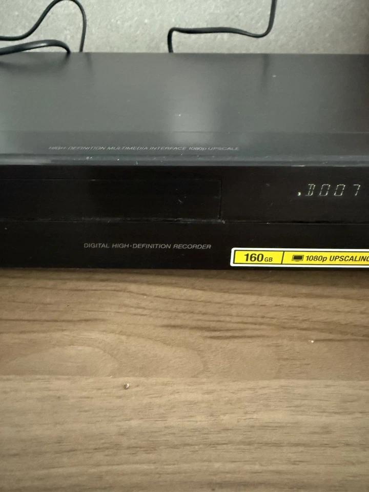 SONY HDD/DVD Recorder Player RDR-HDC100 remote & cord powers on untested - Image 4 of 4