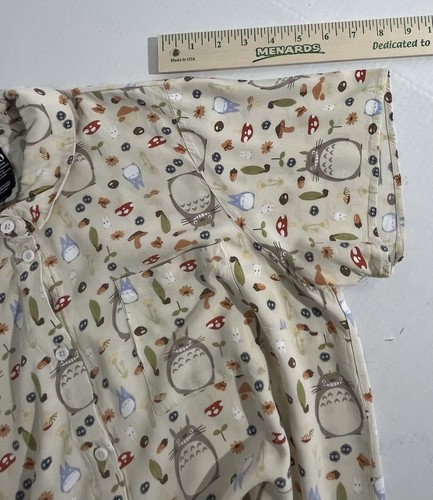 Her Universe My Neighbor TOTORO' Rayon Casual Button Down Shirt Size . S/M - Picture 4 of 12