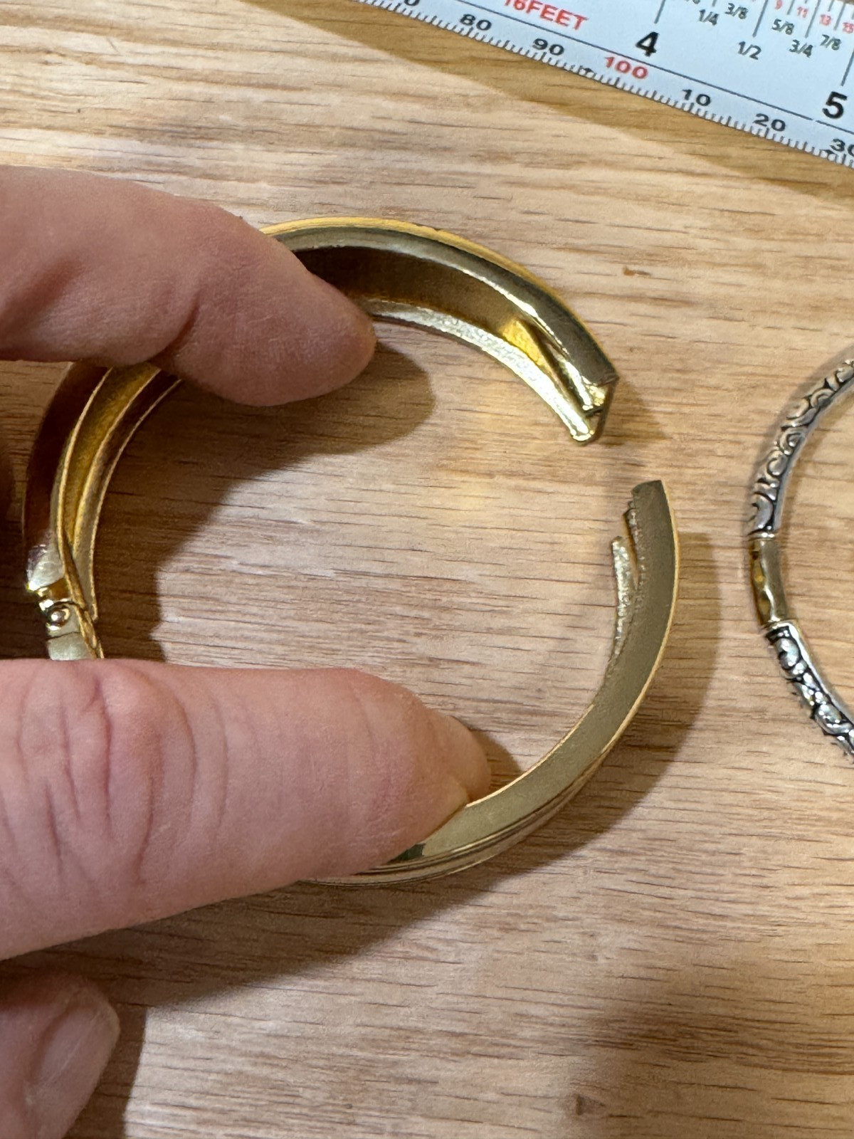 5 Bracelets / Bangles - image 5