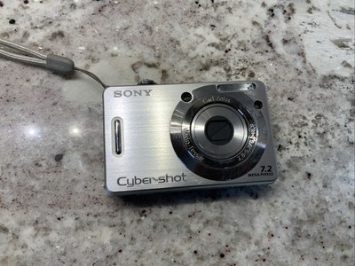 Sony Cyber-shot DSC-W55 7.2MP Digital Camera