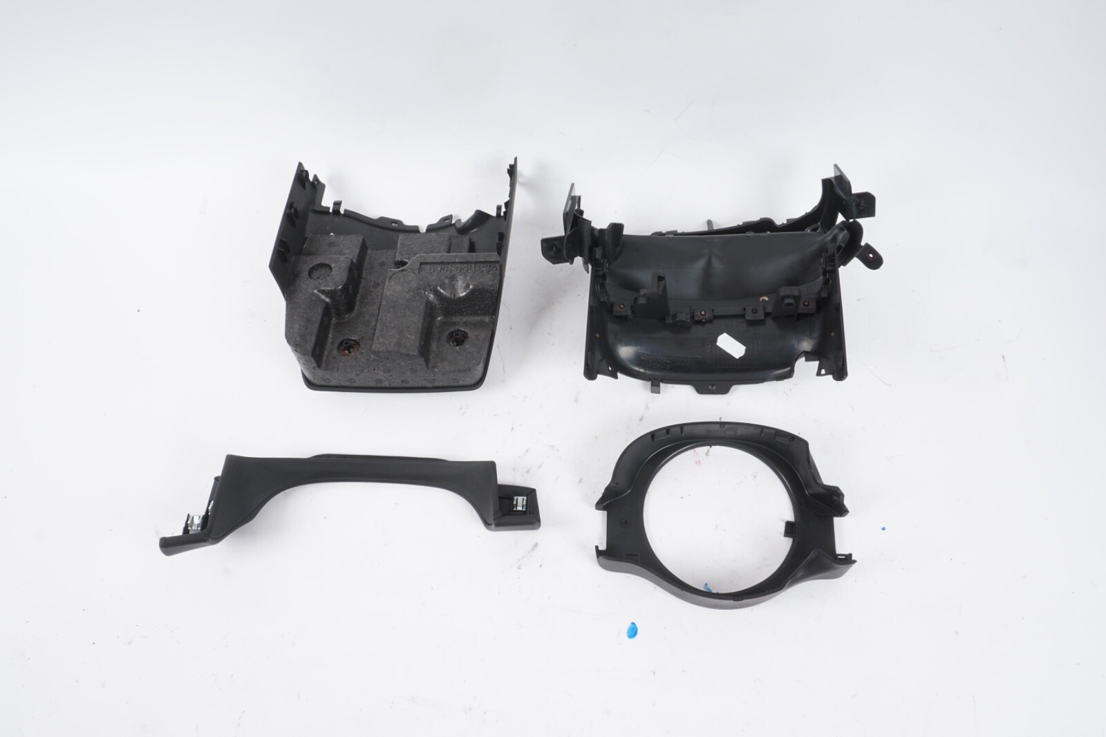 2014-2017 MASERATI GHIBLI S STEERING COLUMN COVER TRIM OEM