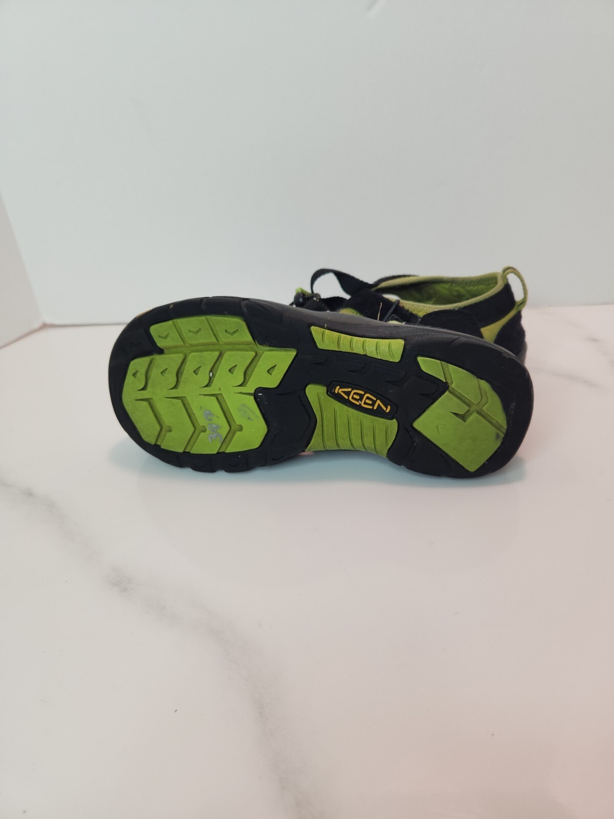 Scarpe Keen sandali giovani Newport H2 sandali neri verdi #1009965 bambini taglia 5