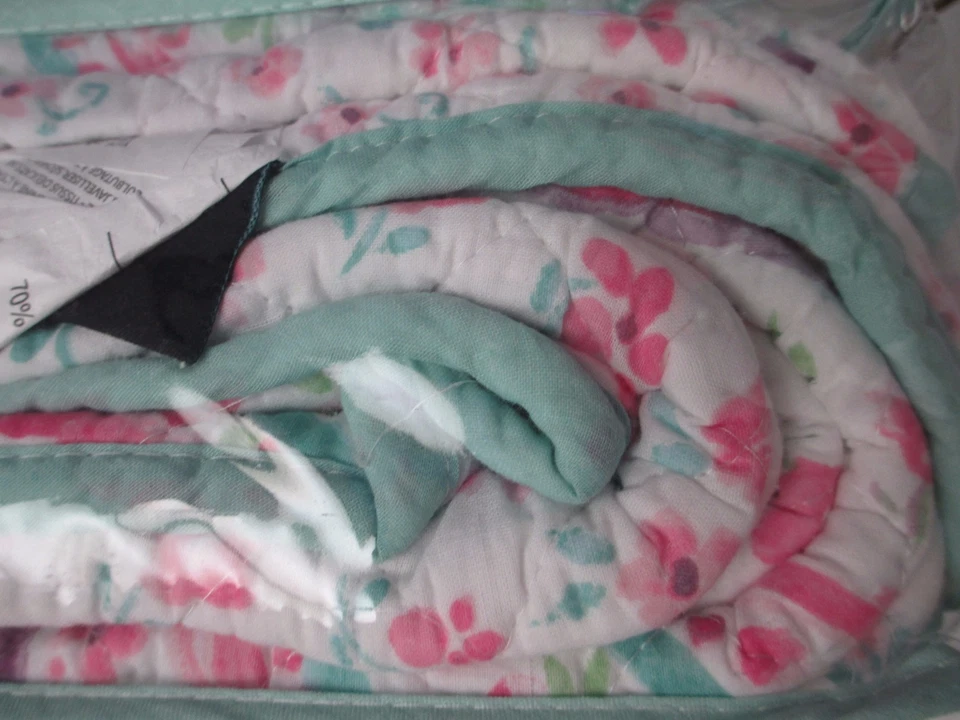 Cynthia Rowley Kids White Pink Aqua Green Purple Paisley Floral Quilt-Full/Queen - Image 4 of 4