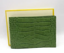 Graphic Image Photo Album Leather Crocodile Holds 24 4x6 Photos GREEN Horizontal