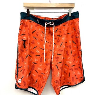Jerry Men’s Board shorts Orange Sword Fish Print Size 36 Drawstring Pockets