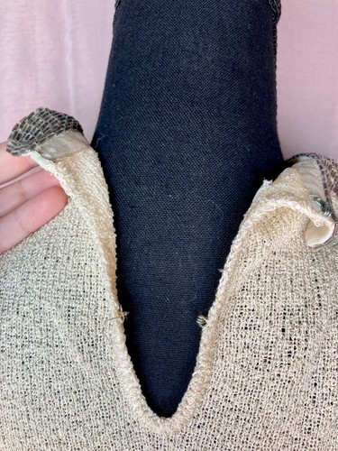 vintage 1960s Winthrop ivory knit mod blouse w/ silver beaded peter pan collar - Picture 11 of 14