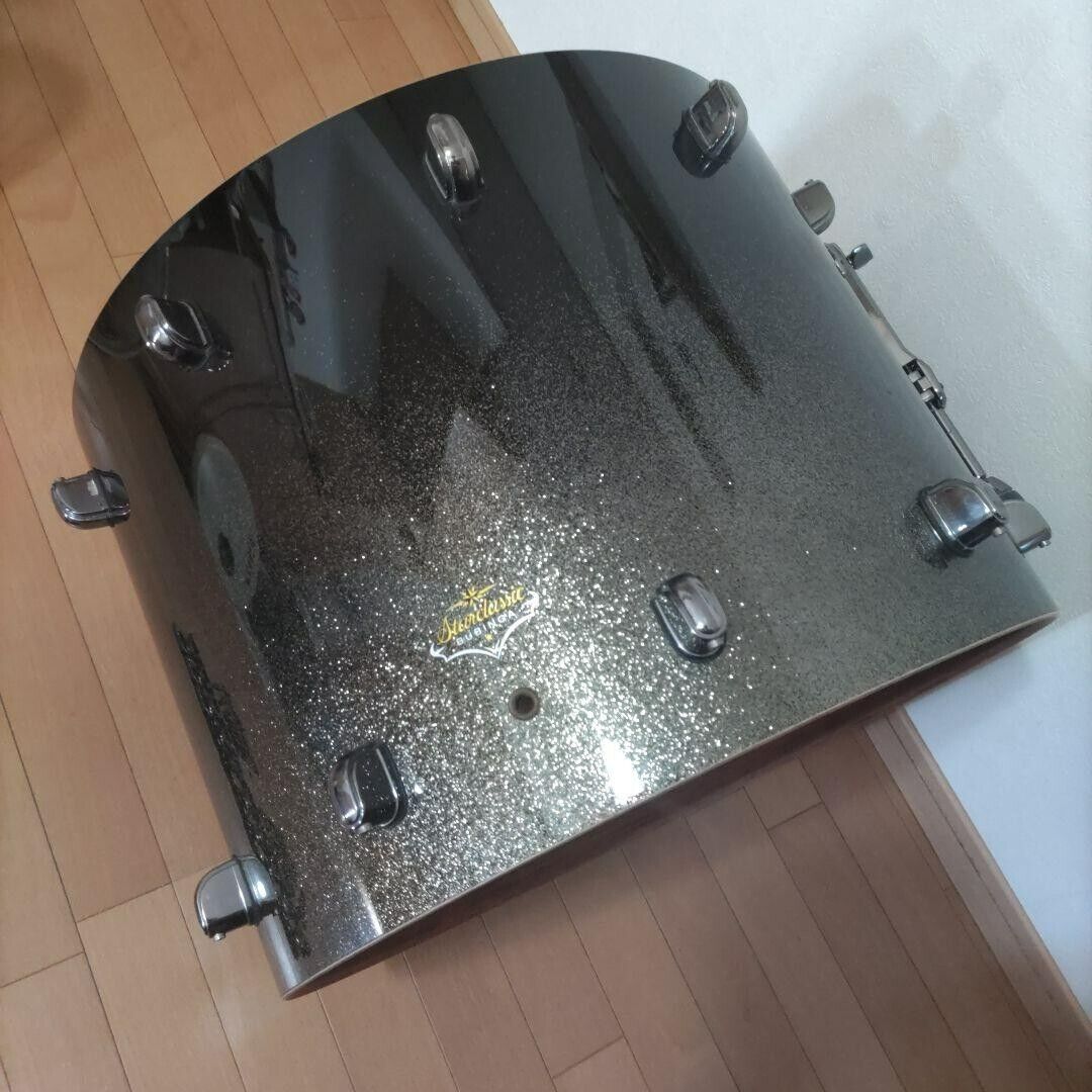 Picture 3 of 10