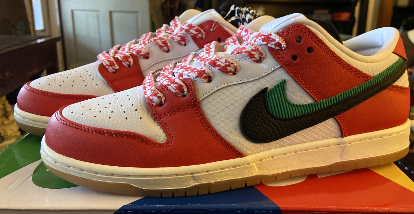 Size 13 - Nike SB Dunk Low x Frame Habibi Skate Red CT2550-600 New In Box.  194953659641 | eBay