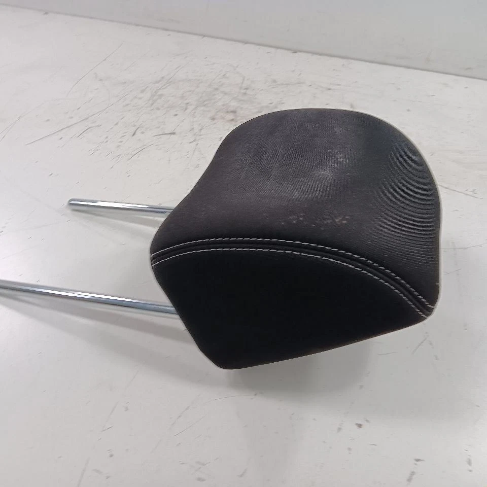 Reposacabezas asiento Kia Sportage reposacabezas delantero 2022 2021 2020 2019 2018 Foto 2 de 4