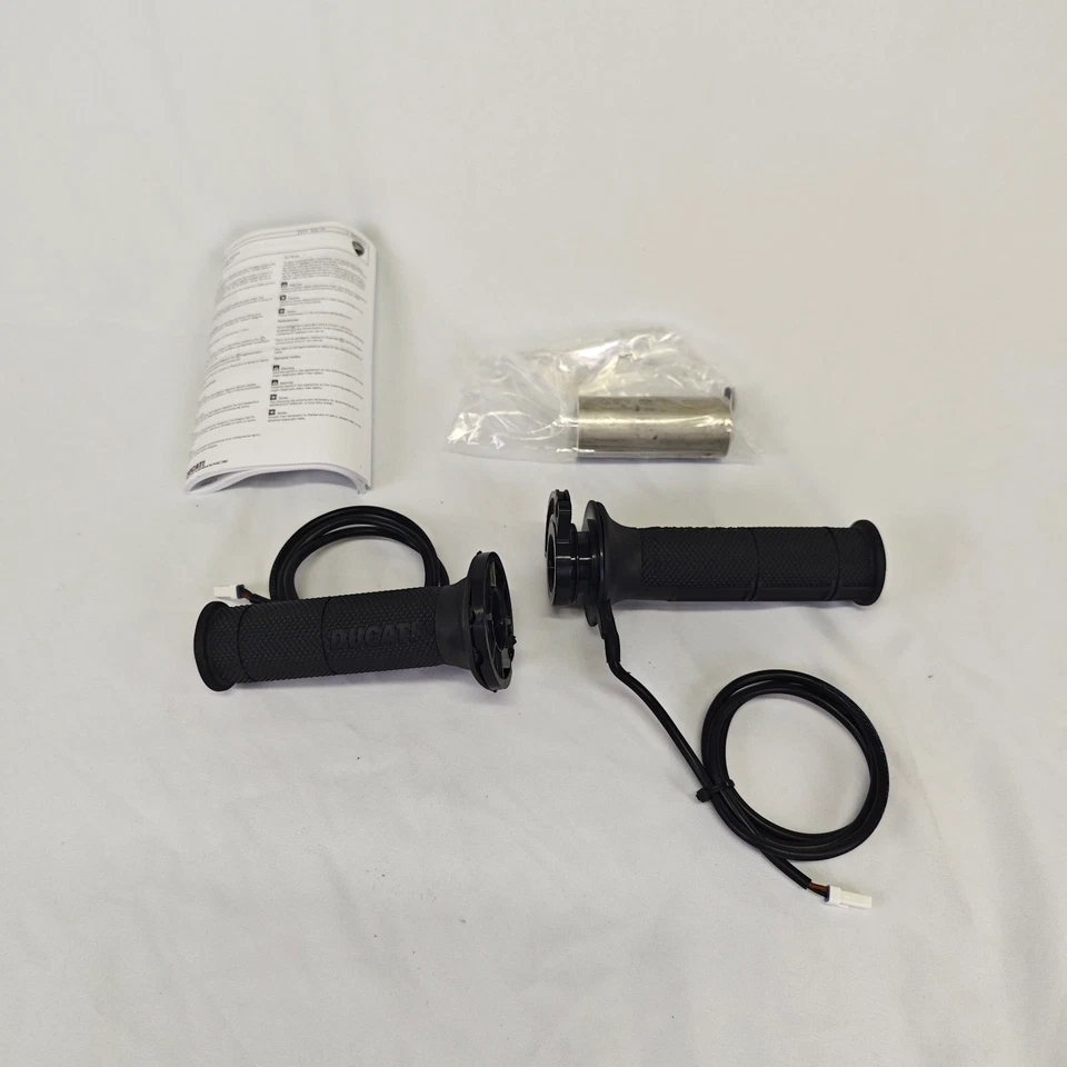 [Nuevo] Empuñaduras térmicas Scrambler originales Ducati Ducati Performance 96680421A Foto 3 de 4