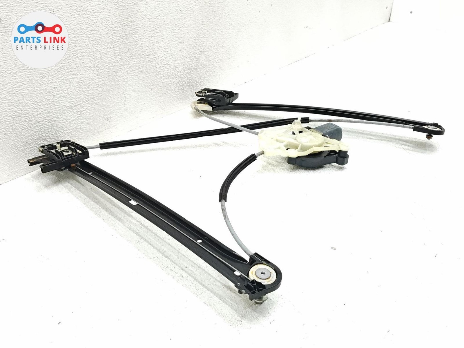Bentley Bentayga Speed 2017-2020 Rear Right Window regulator