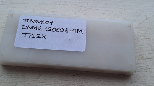 9 Tungaloy carbide inserts DNMG 150608-TM T725X ( DNMG150608 442 seconds ) - Picture 6 of 6