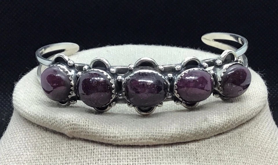 Brazalete de plata de ley 925 grueso de piedra de mármol borgoña 7" Y1296