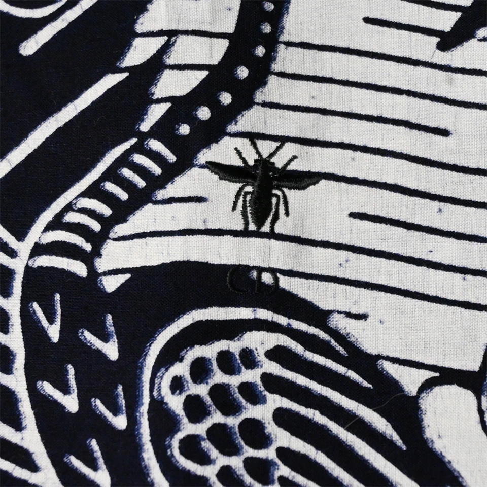 CHRISTIAN DIOR | Blusa con botones estampado tropical talla 4 Foto 4 de 4