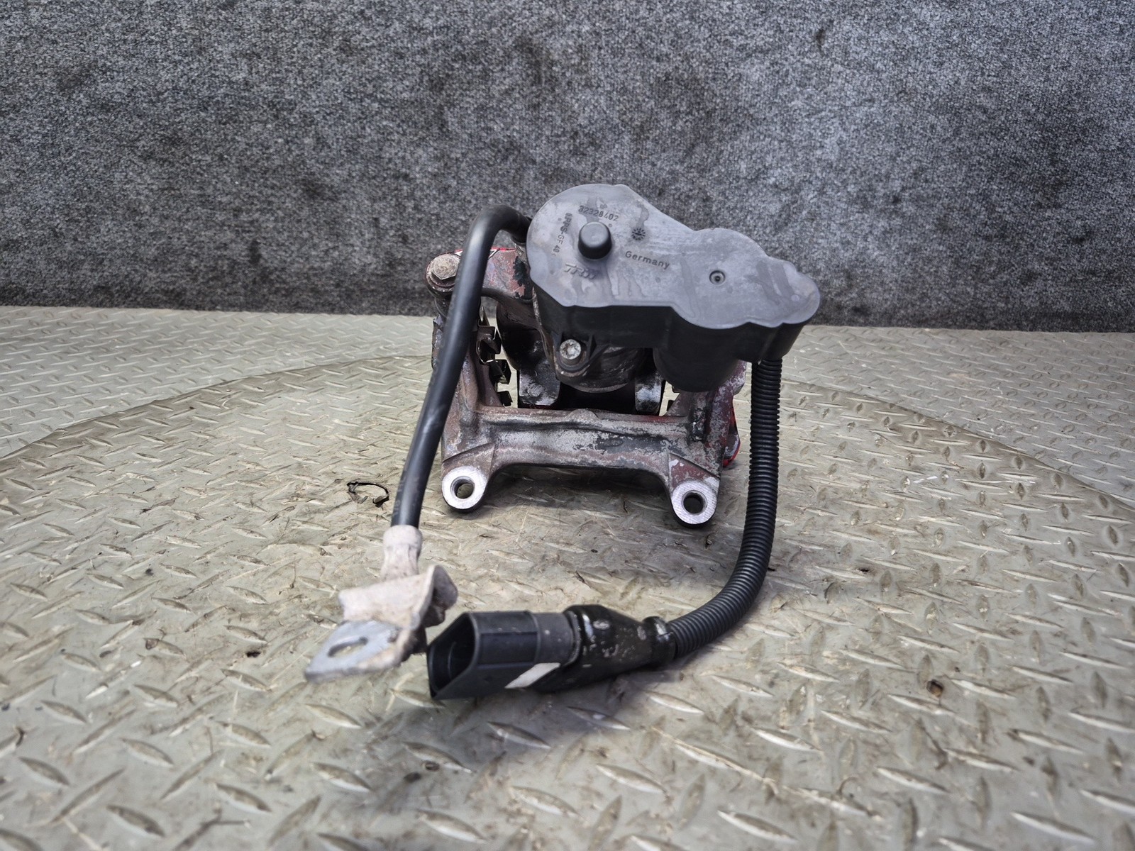 Bentley Continental GT 2003-2010 Rear Right Brake calipers Pair