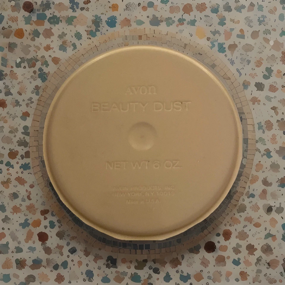 VINTAGE AVON CLASSIC IRIS FLORAL SCENT 6 Oz SEALED POWDER ORIGINAL PUFF RARE WOW - Image 4 of 4