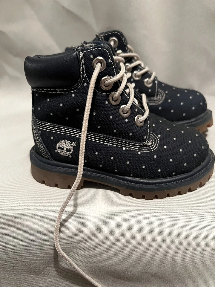 Botas Timberland ponto marinho infantil tamanho 6C - Imagem 2 de 3