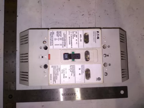 EATON INDUSTRIAL CIRCUIT BREAKER HFDDC3225 SKPRL4D 225AMP 40C 3POLE 600VDC/CC