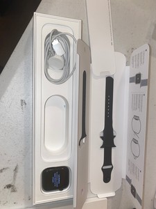 Apple Watch Series 5 44mm Space Gray Aluminum Black Band GPS MWVF2LL/A 190199264427 | eBay