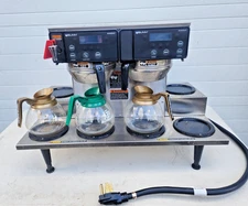 Bunn Axiom 0/6 Twin 12 Cup Automatic Coffee Brewer w/ 6 Warmers - 120/208-240V