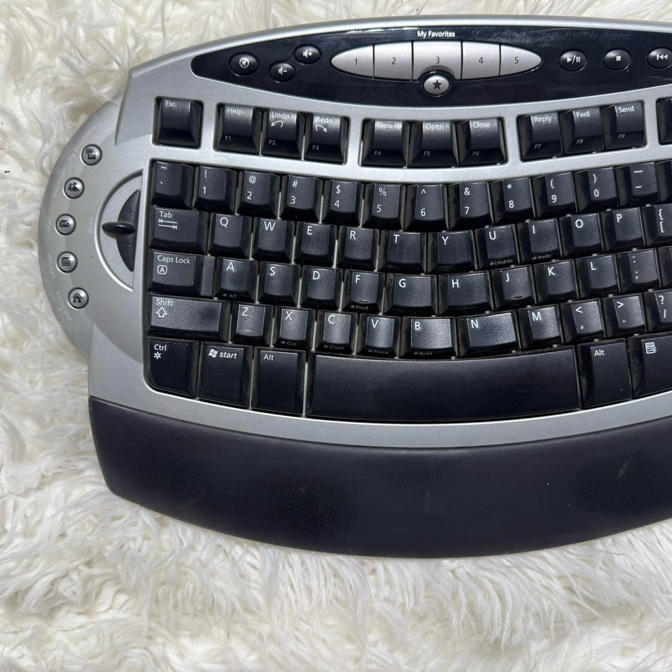 Microsoft Wireless Comfort Keyboard 1.0A Ergonomic Split Design No Dongle - Image 2 of 4