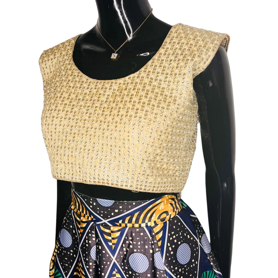 Top halter bordado dorado y perlado estilo Oriente Medio para mujer Foto 4 de 4