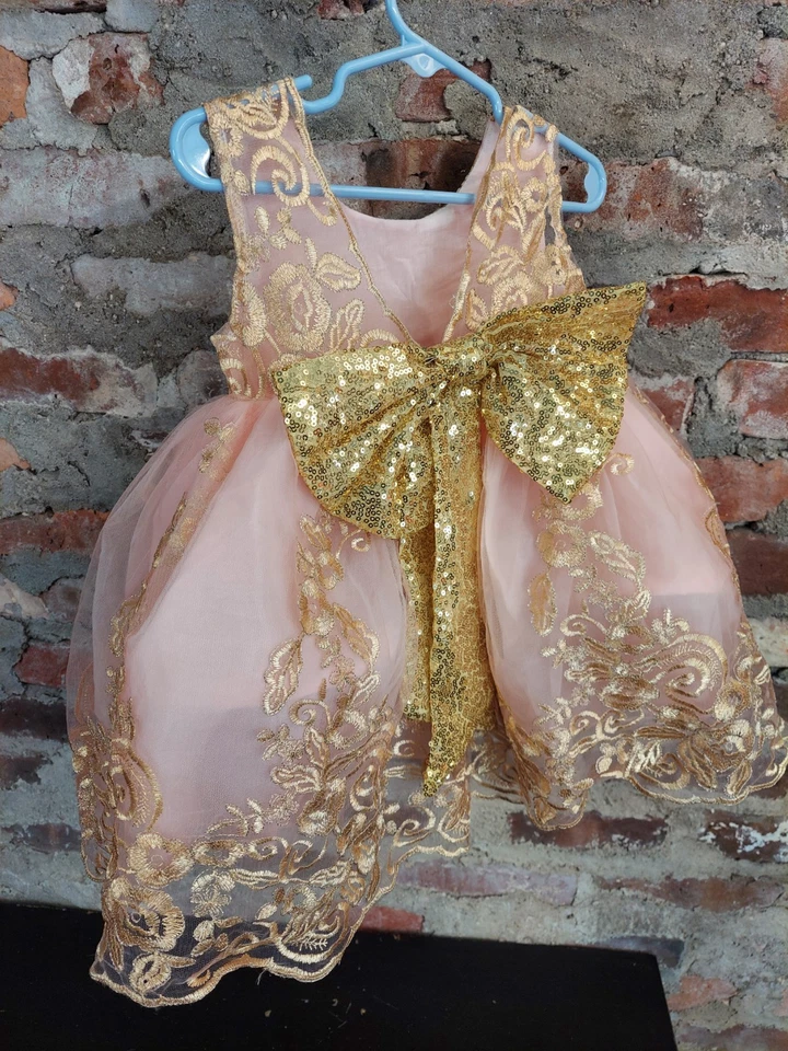 Vestido/vestido infantil menina tamanho 12-18 meses com faixa de cabeça ouro rosa 67 - Imagem 3 de 3