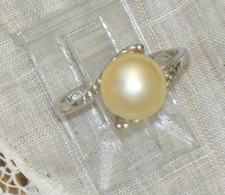 Vintage CREAM COLOR Cultured PEARL Bypass RING STERLING Silver OFF WHITE